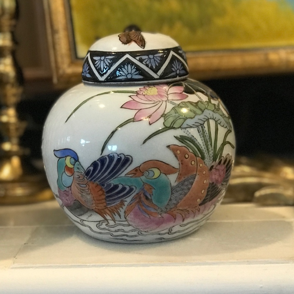 Dragonfly ginger jar